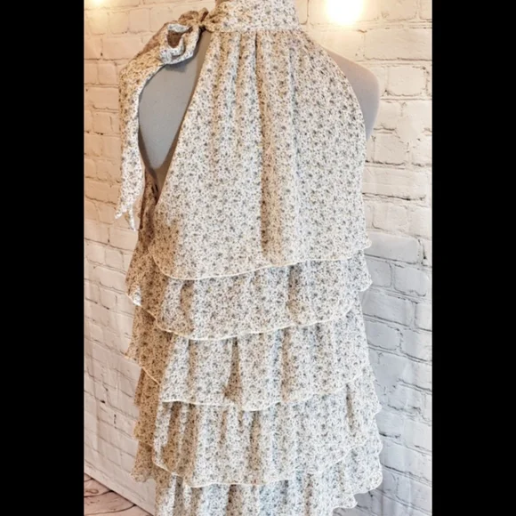 Love Rocks Ruffled Top L - Picture 2 of 6